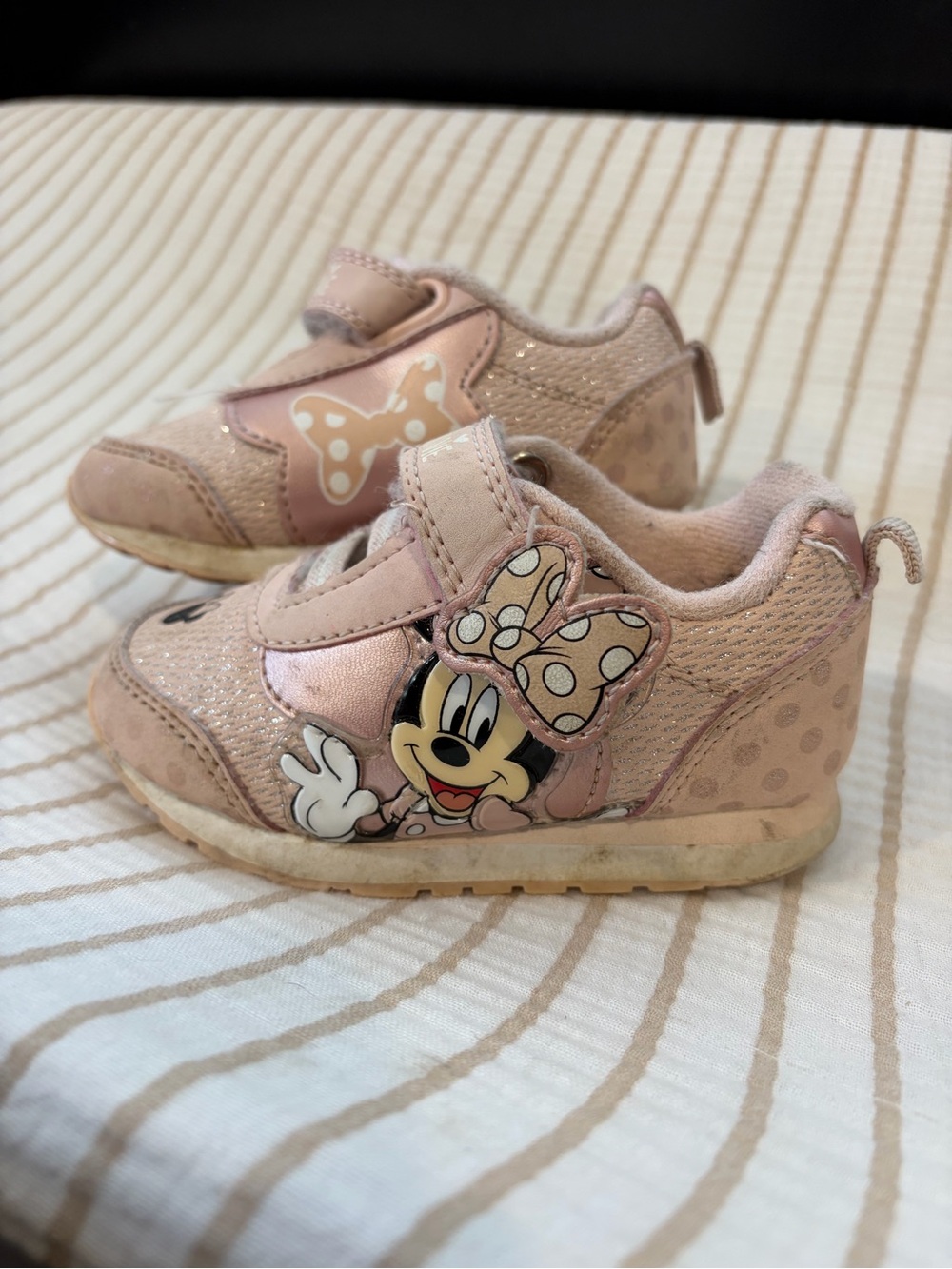 Disney Pink Minnie Mouse Toddler Athletic Sneakers with Bow Accent